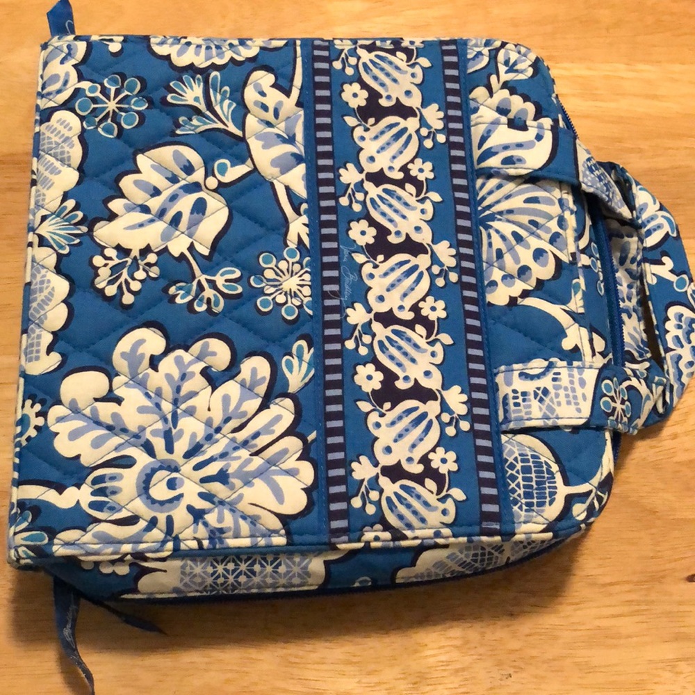Large Vera Bradley Cord Organizer.
